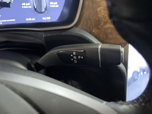 Used 2021 Tesla Model S Long Range Plus image 26