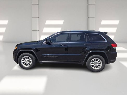 Used 2019 Jeep Grand Cherokee Laredo RWD image 4