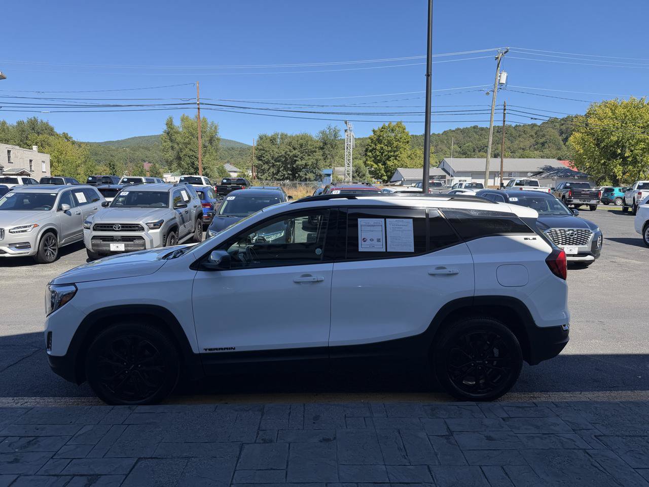 Used 2021 GMC Terrain SLE w/ Elevation Edition AWD/4WD image 5