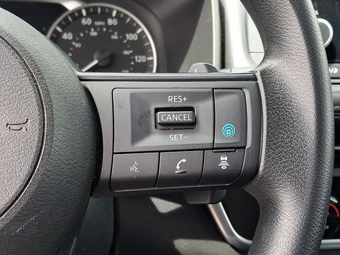 Used 2024 Nissan Rogue SV AWD/4WD image 21