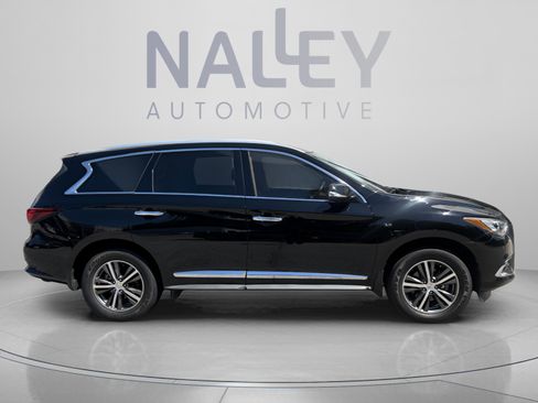 Used 2019 INFINITI QX60 Luxe w/ Essential Package image 4