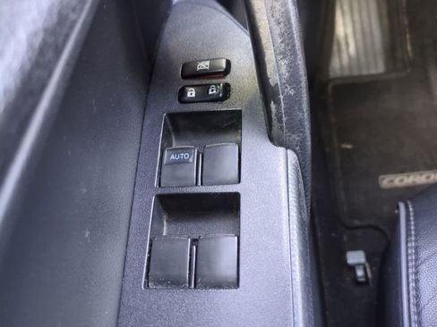 Used 2015 Toyota Corolla S image 21