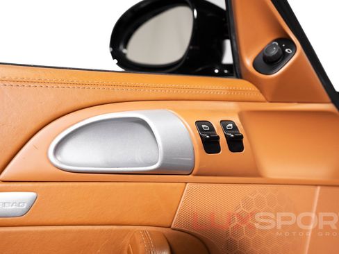Used 2006 Porsche 911 Carrera S RWD image 18