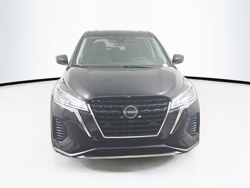 Used 2024 Nissan Kicks S FWD image 2