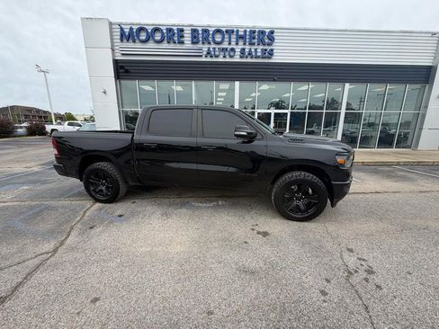Used 2021 RAM 1500 Big Horn AWD/4WD image 1