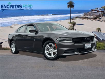 Used 2019 Dodge Charger SXT w/ Leather Interior Group