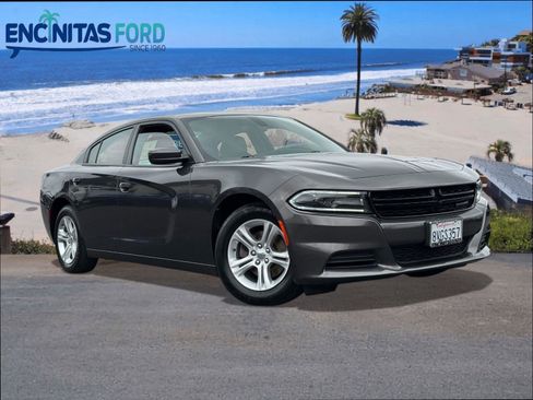 Used 2019 Dodge Charger SXT w/ Leather Interior Group image 1
