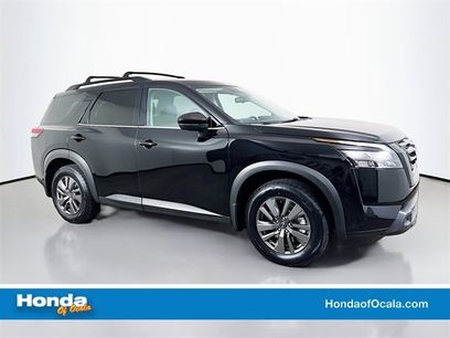 Used 2024 Nissan Pathfinder SV w/ Black Appearance Package