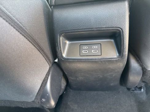 Used 2025 Toyota Corolla LE FWD image 26