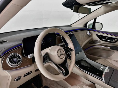 Used 2023 Mercedes-Benz EQS 450+ SUV image 10