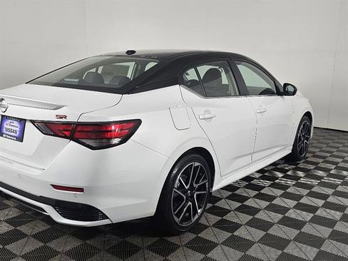 New 2025 Nissan Sentra SR w/ SR Premium Package image 4