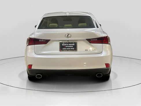 Used 2016 Lexus IS 200t RWD image 6