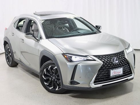 Used 2021 Lexus UX 250h w/ Premium Package AWD/4WD image 6