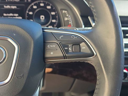 Used 2018 Audi Q7 3.0T Prestige w/ Prestige Package image 25