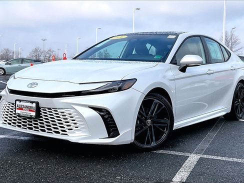 Used 2026 Toyota Camry XSE image 1