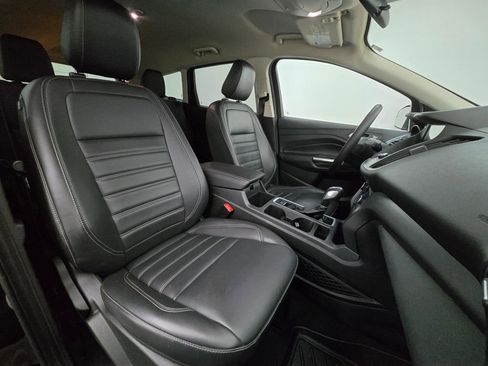 Used 2019 Ford Escape SEL image 30