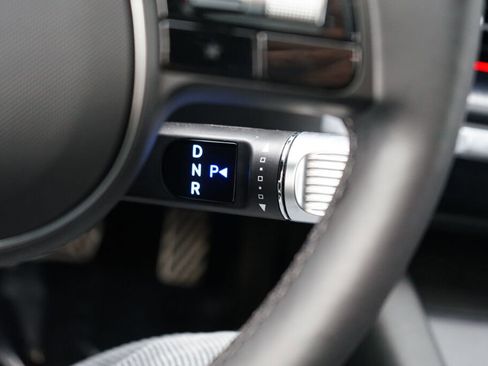 Used 2023 Hyundai Ioniq 6 Limited image 32