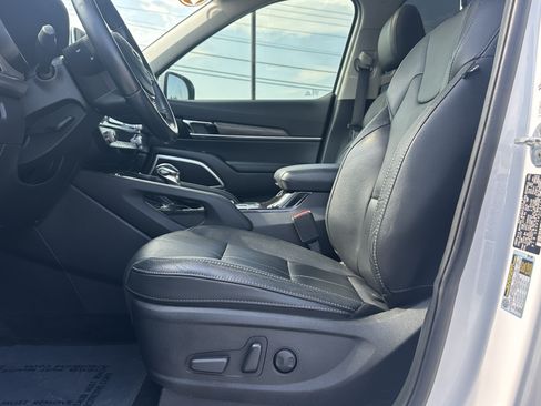 Used 2020 Kia Telluride EX w/ EX Premium Package FWD image 9
