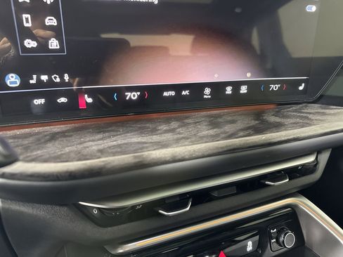 Used 2025 Audi Q5 Premium Plus w/ Premium Plus image 12