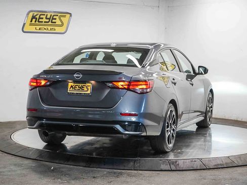 Used 2025 Nissan Sentra SR image 4