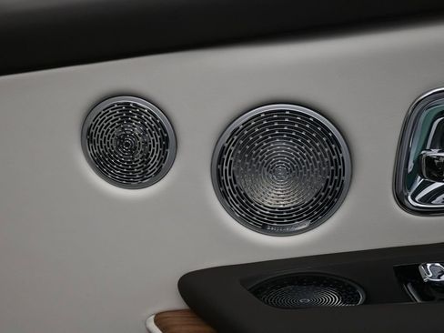 New 2026 Rolls-Royce Cullinan AWD/4WD image 31