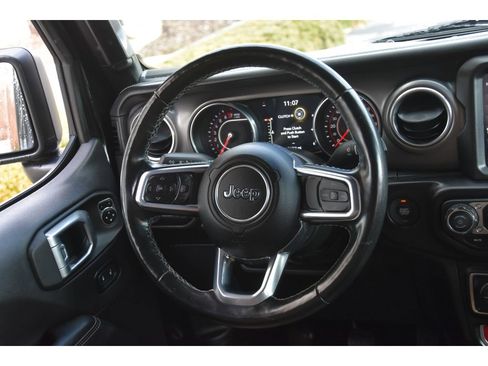 Used 2022 Jeep Wrangler Rubicon image 16