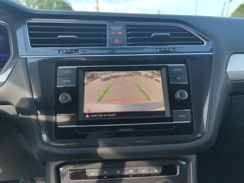 Certified 2022 Volkswagen Tiguan S FWD image 26