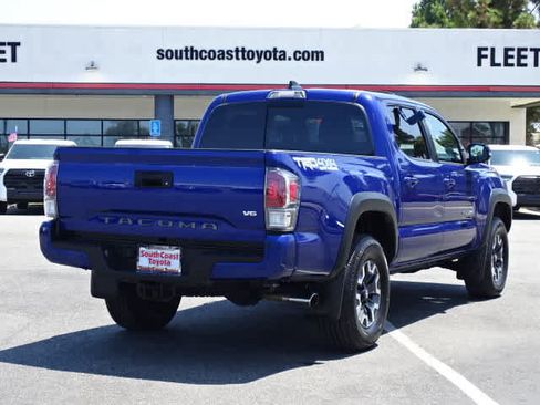 Certified 2023 Toyota Tacoma TRD Off-Road w/ TRD Premium Off Road Package AWD/4WD image 12