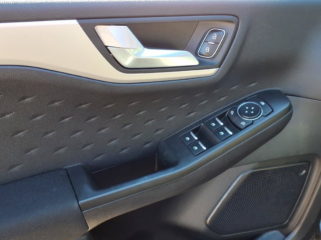 Certified 2020 Ford Escape SE AWD/4WD image 14