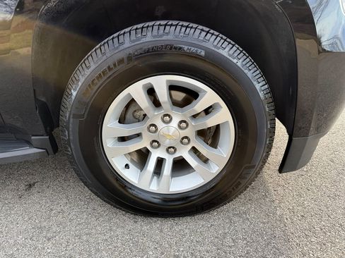 Used 2018 Chevrolet Tahoe LS image 26