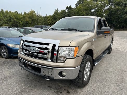 Used 2012 Ford F150 XLT w/ XLT Chrome Pkg image 2
