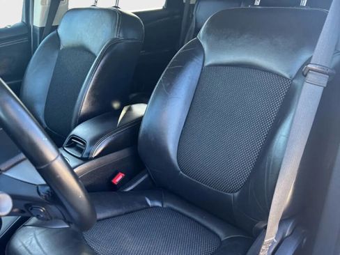 Used 2019 Dodge Journey Crossroad image 12