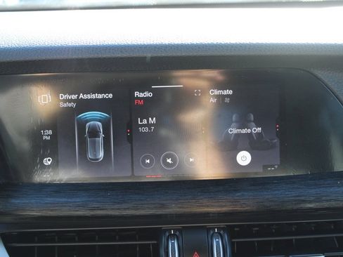 Used 2022 Alfa Romeo Stelvio Sprint image 20