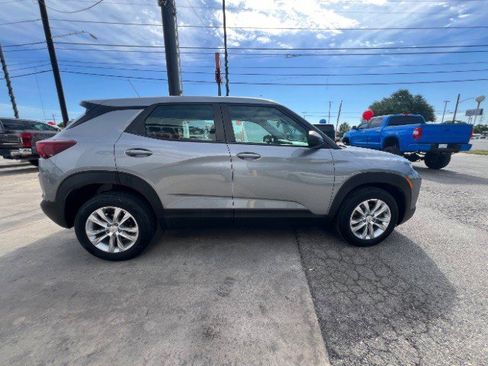 Used 2023 Chevrolet TrailBlazer LS image 5