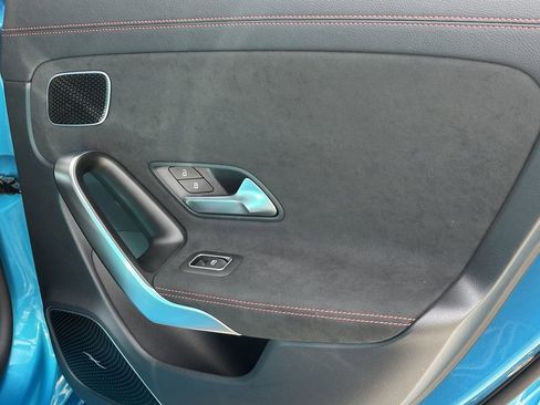 Certified 2025 Mercedes-Benz CLA 250 4MATIC image 19