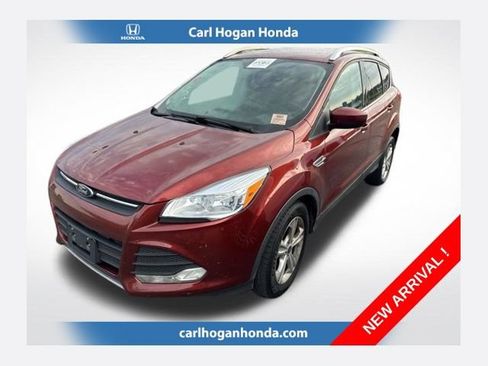 Used 2015 Ford Escape SE FWD image 1