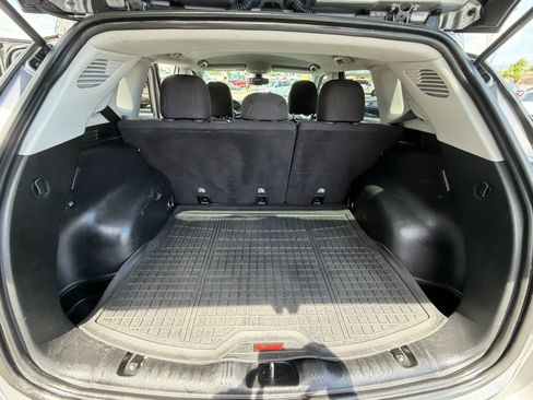 Used 2018 Jeep Compass Sport FWD image 17