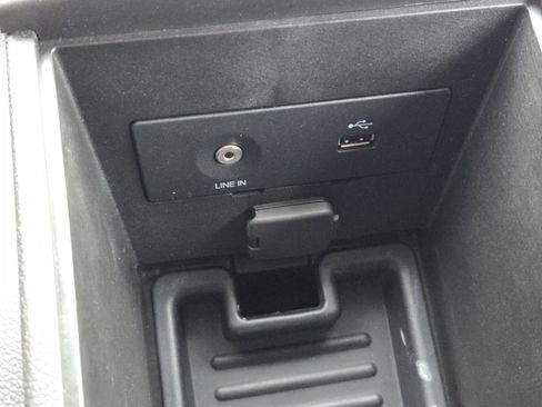 Used 2013 Ford Edge SEL image 6