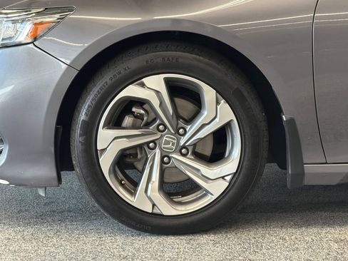 Used 2020 Honda Accord EX image 23