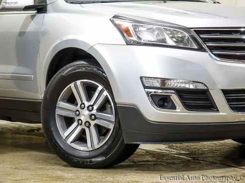 Used 2015 Chevrolet Traverse LT FWD image 4