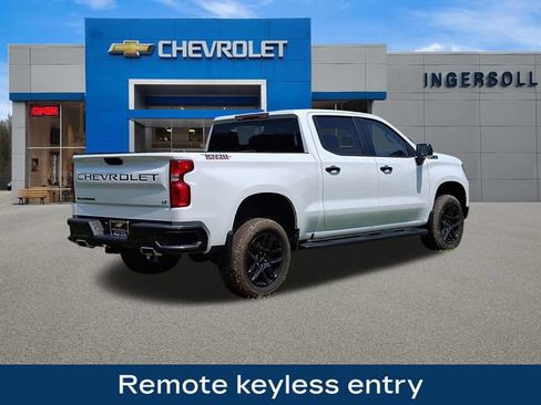 Used 2025 Chevrolet Silverado 1500 LT Trail Boss w/ LPO, Dark Essentials Package AWD/4WD image 28
