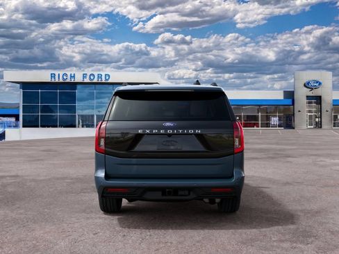 New 2027 Ford Expedition Active AWD/4WD image 7