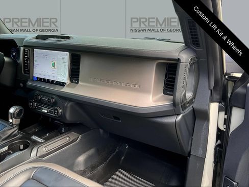 Used 2025 Ford Bronco Outer Banks AWD/4WD image 28