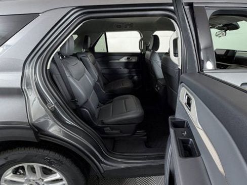 New 2026 Ford Explorer Active w/ Active Comfort Package image 6