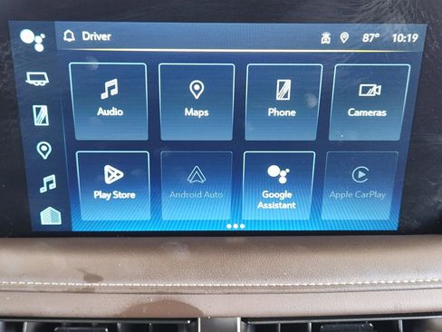 Used 2024 Chevrolet Tahoe LT RWD image 16