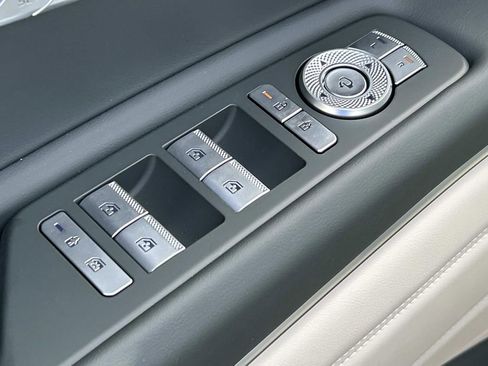 New 2026 Genesis GV80 2.5T Prestige AWD/4WD image 18