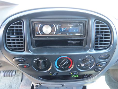 Used 2006 Toyota Tundra Limited image 18