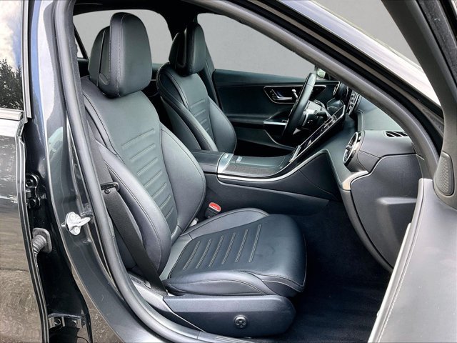 Used 2023 Mercedes-Benz C 300 Sedan image 9
