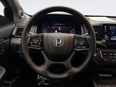 Used 2021 Honda Pilot Special Edition image 12