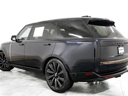 Used 2024 Land Rover Range Rover SV AWD/4WD image 5